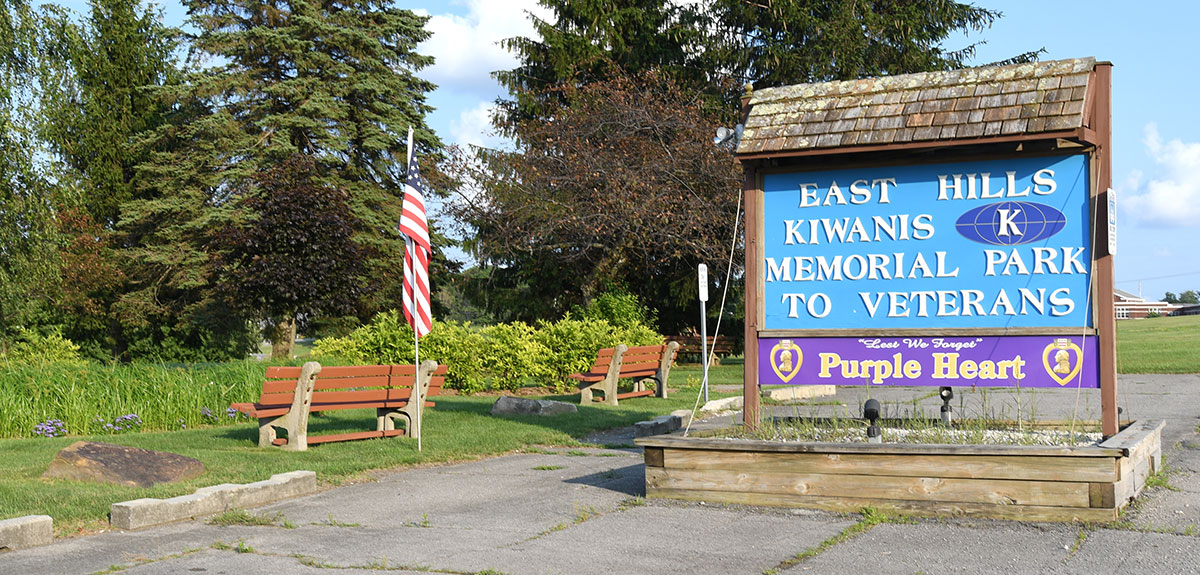 East Hills Kiwanis Memorial Park to Veterans sign