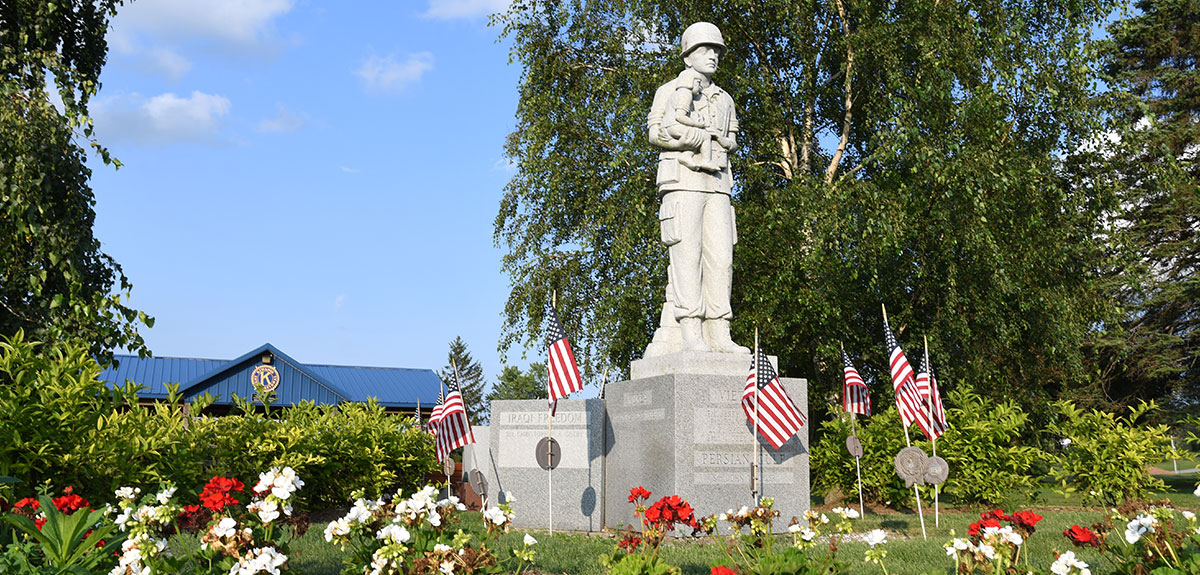 East Hills Kiwanis Memorial Park to Veterans monument